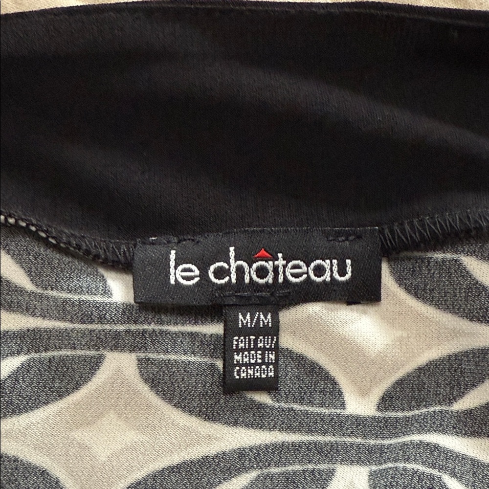 Le Château Geometric Maxi Dress – Size M,made in Canada for vacation or everyday - Picture 2 of 8